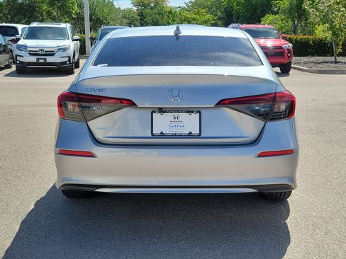 Used 2024 Honda Civic LX image 5