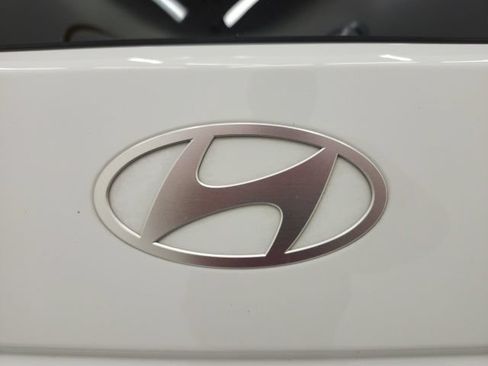 Used 2025 Hyundai Santa Fe Limited FWD image 22
