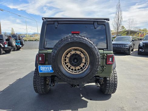 Used 2021 Jeep Wrangler Unlimited Sahara image 6