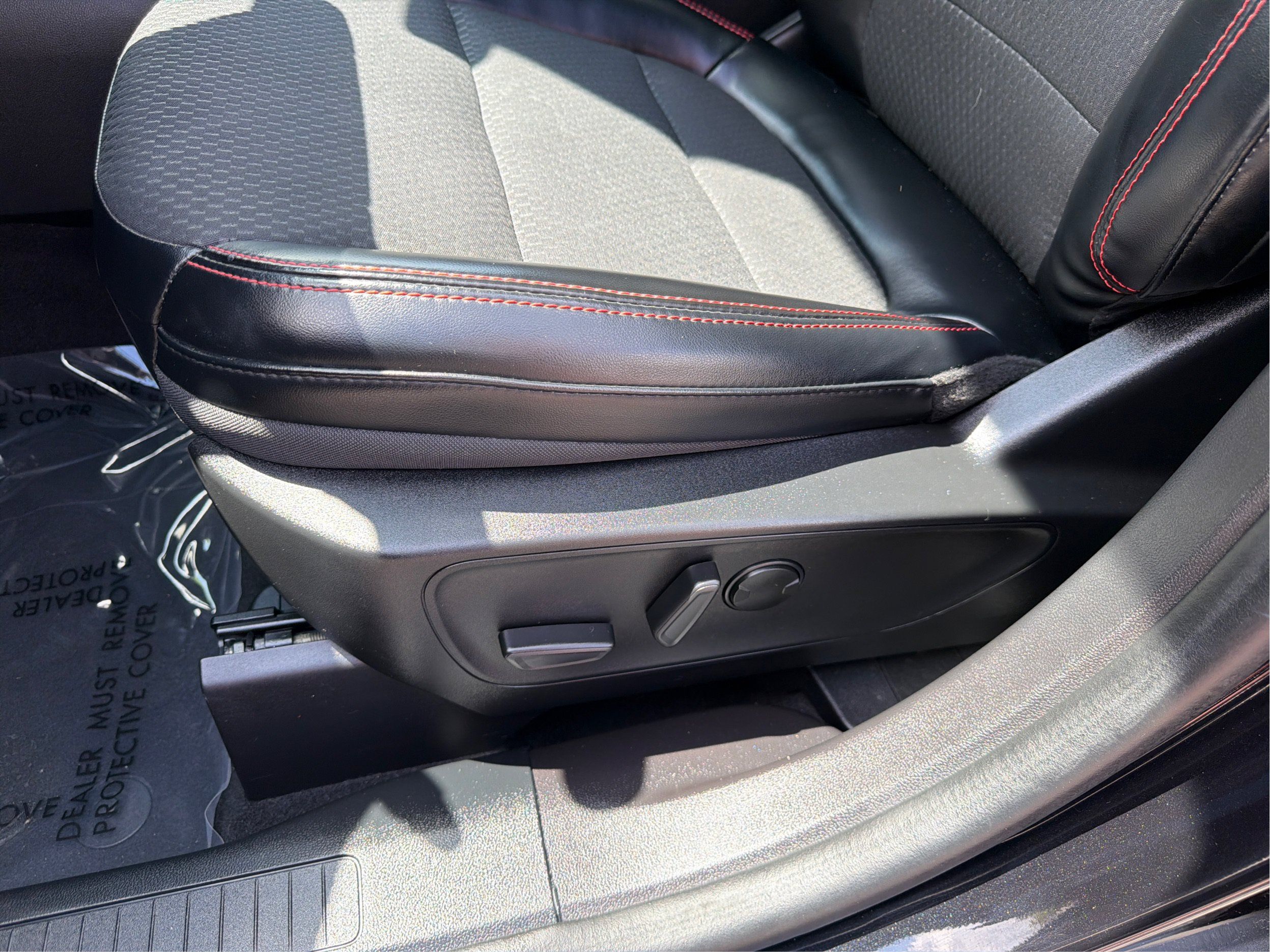 Used 2023 Ford Escape ST-Line w/ Tech Pack #1 AWD/4WD image 30