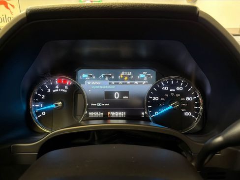 Used 2017 Ford F250 Lariat w/ Lariat Ultimate Package AWD/4WD image 24
