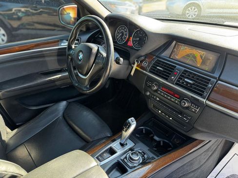 Used 2012 BMW X5 xDrive50i image 6