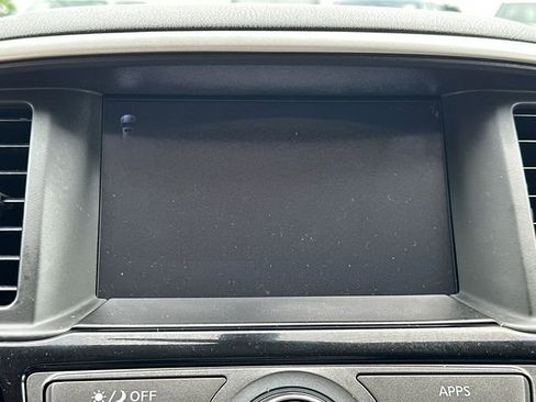 Used 2019 Nissan Pathfinder S AWD/4WD image 35