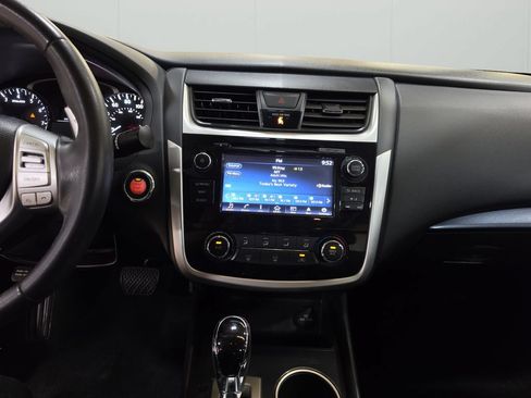 Used 2018 Nissan Altima 2.5 SR w/ SR Midnight Edition FWD image 20