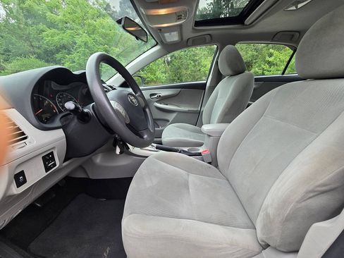 Used 2012 Toyota Corolla LE w/ Premium Pkg FWD image 15
