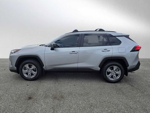 Used 2025 Toyota RAV4 LE image 6