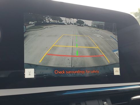 Used 2024 Lexus ES 350 w/ Premium Package image 30