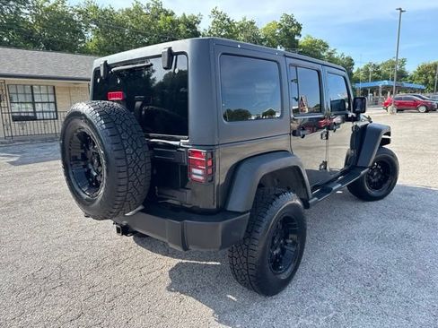 Used 2012 Jeep Wrangler Unlimited Sport AWD/4WD image 22