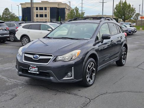 Used 2017 Subaru Crosstrek 2.0i Limited AWD/4WD image 10