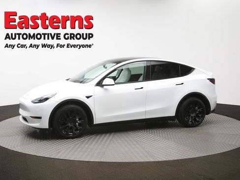Used 2023 Tesla Model Y Long Range image 55