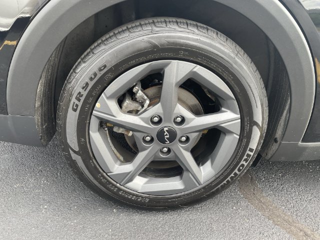 Used 2025 Kia K4 FWD image 34