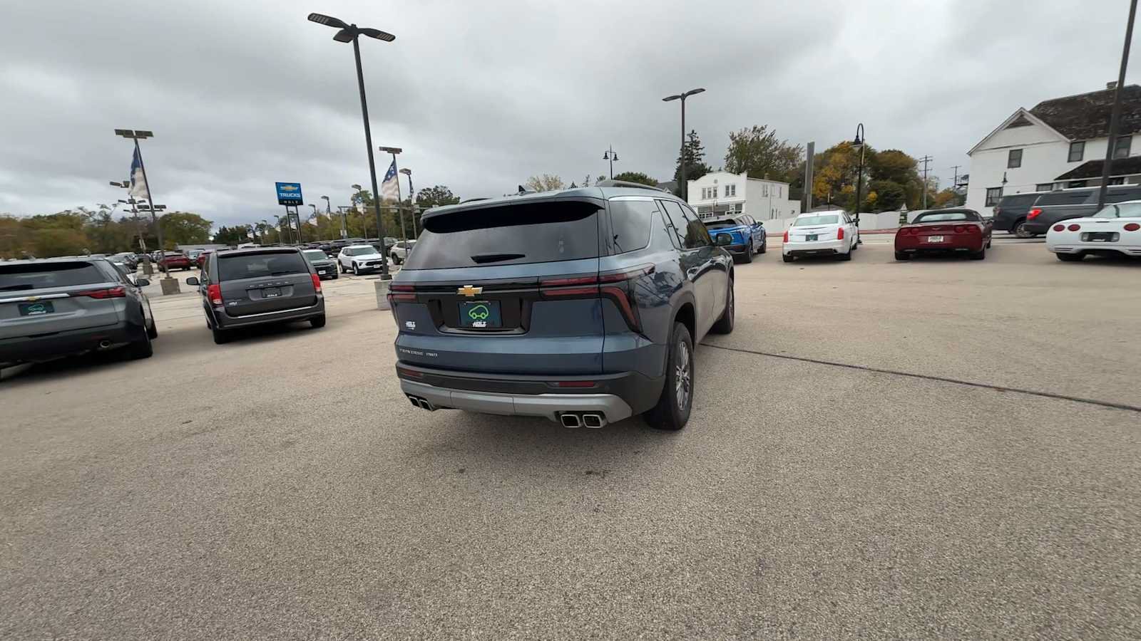 Certified 2025 Chevrolet Traverse LT w/ Driver Confidence Package AWD/4WD image 7