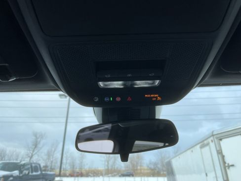 New 2026 Chevrolet Equinox LT image 16