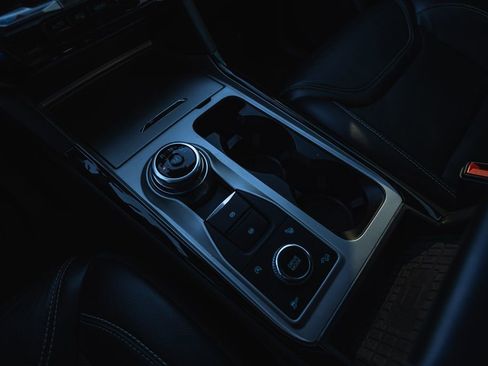 Used 2021 Ford Explorer ST w/ Equipment Group 401A image 8