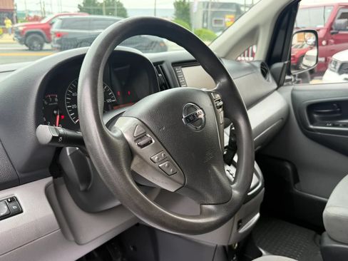 Used 2021 Nissan NV200 SV FWD image 9