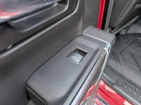 Used 2019 Chevrolet Silverado 1500 LTZ w/ LTZ Plus Package AWD/4WD image 13