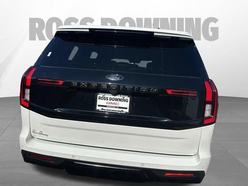 Used 2025 Ford Expedition Tremor AWD/4WD image 5