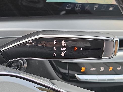 New 2025 Cadillac Lyriq Sport image 31