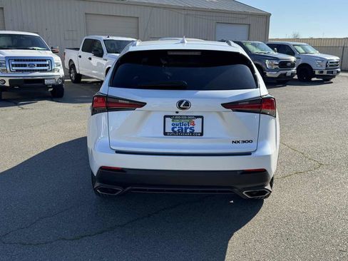 Used 2019 Lexus NX 300 FWD image 9