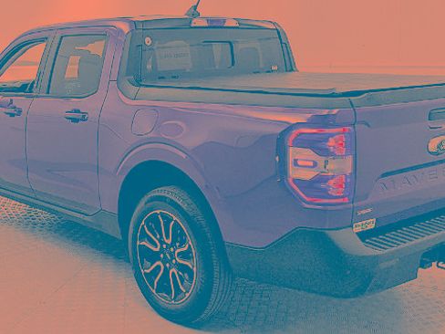 Certified 2022 Ford Maverick Lariat w/ Lariat Luxury Package FWD image 4