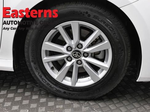 Used 2025 Toyota Camry LE FWD image 31