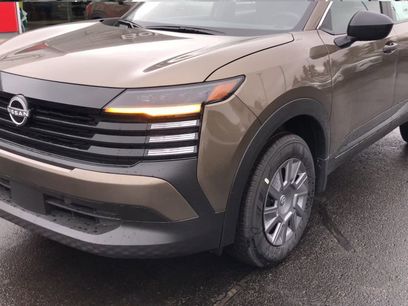 New 2026 Nissan Kicks S