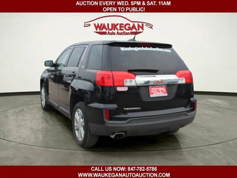 Used 2017 GMC Terrain SLE FWD image 4