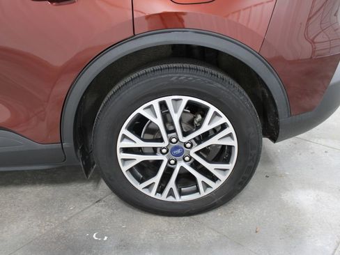 Used 2021 Ford Escape SEL image 37