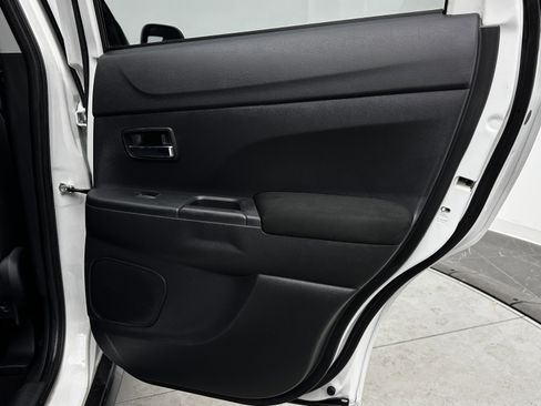 Used 2021 Mitsubishi Outlander Sport ES image 30