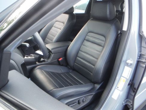 Used 2024 Honda CR-V EX-L image 19