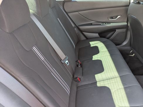 Used 2023 Hyundai Elantra SEL w/ Cargo Package FWD image 13