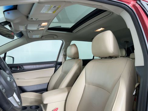 Used 2017 Subaru Outback 2.5i Limited image 11