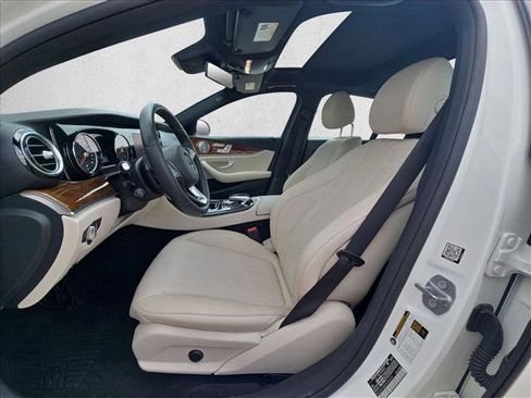 Used 2018 Mercedes-Benz E 300 image 16