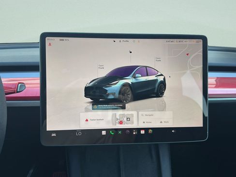 Used 2023 Tesla Model Y Long Range AWD/4WD image 15