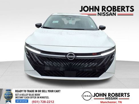 New 2026 Nissan Sentra SR w/ SR Premium Package FWD image 15