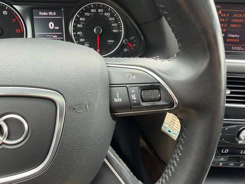 Used 2013 Audi Q5 2.0T Premium Plus AWD/4WD image 26