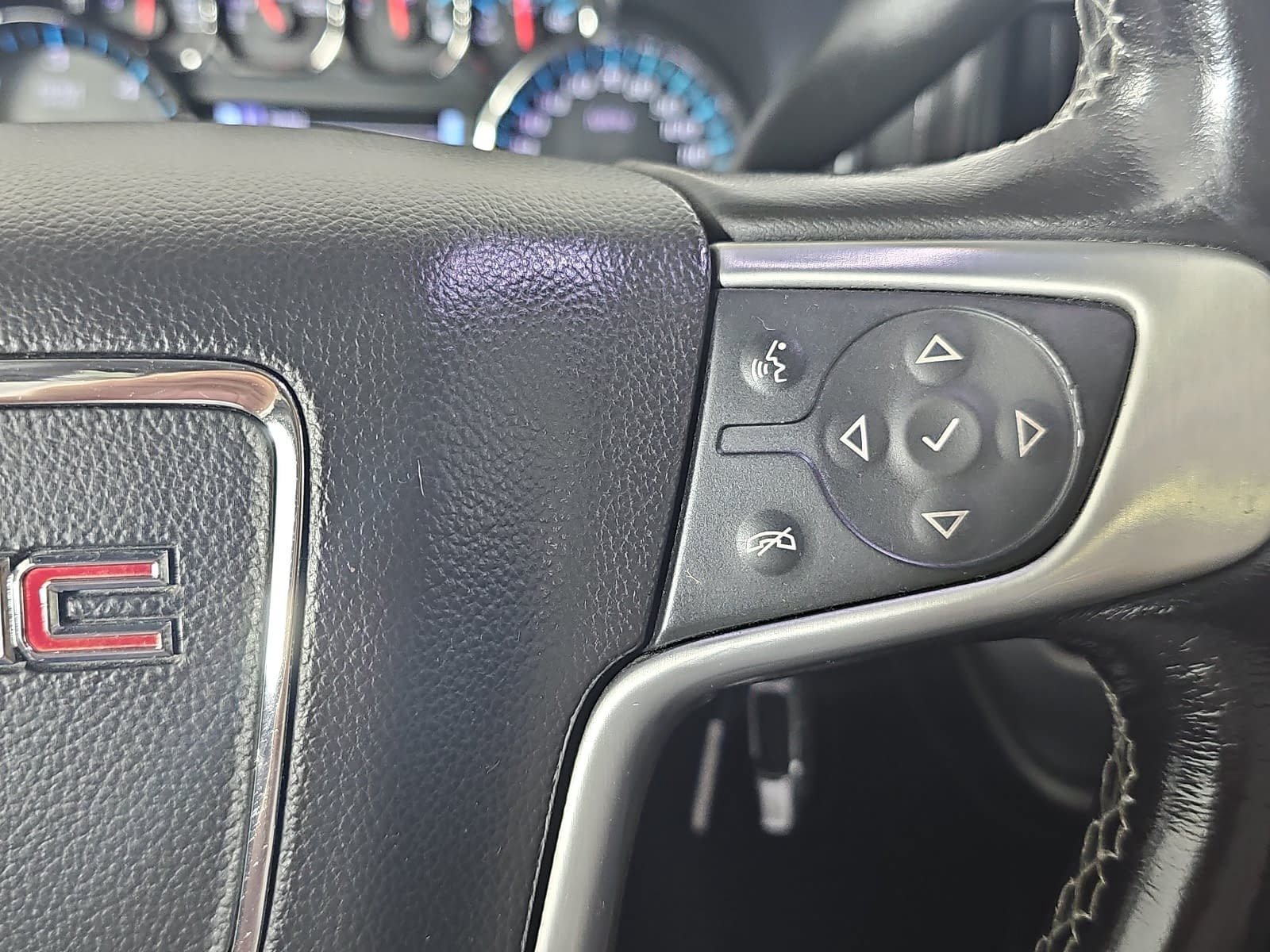 Used 2018 GMC Sierra 1500 SLT AWD/4WD image 15