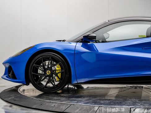 New 2026 Lotus Emira SE image 8