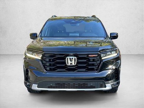 New 2025 Honda Pilot TrailSport image 6