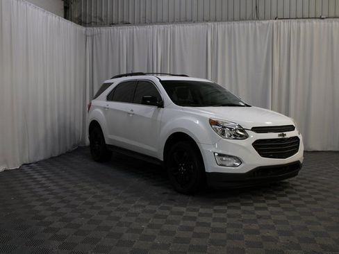 Used 2017 Chevrolet Equinox LT w/ Sport Edition image 25