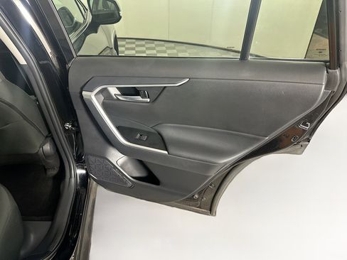 Used 2024 Toyota RAV4 XLE image 27