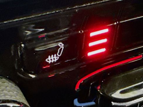 Used 2021 Jeep Grand Cherokee L Limited RWD image 21