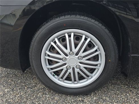 Used 2017 Nissan Sentra S image 7