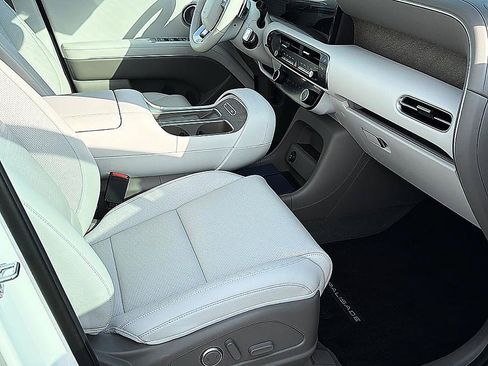Certified 2026 Hyundai Palisade Limited AWD/4WD image 19