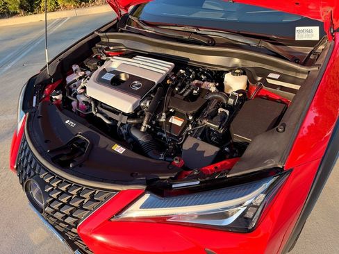 Used 2021 Lexus UX 250h image 7