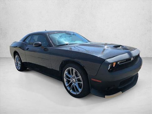 Used 2022 Dodge Challenger GT image 3