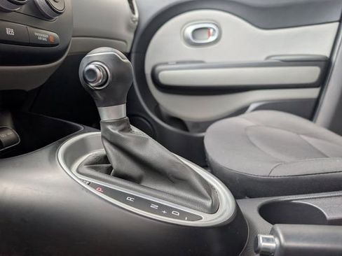 Used 2014 Kia Soul image 19