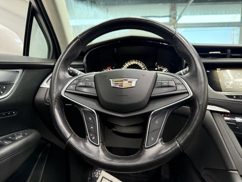 Used 2019 Cadillac XT5 Luxury image 15