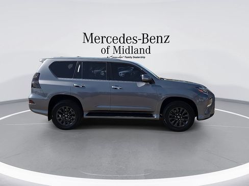 Used 2021 Lexus GX 460 Premium w/ Premium Package AWD/4WD image 9