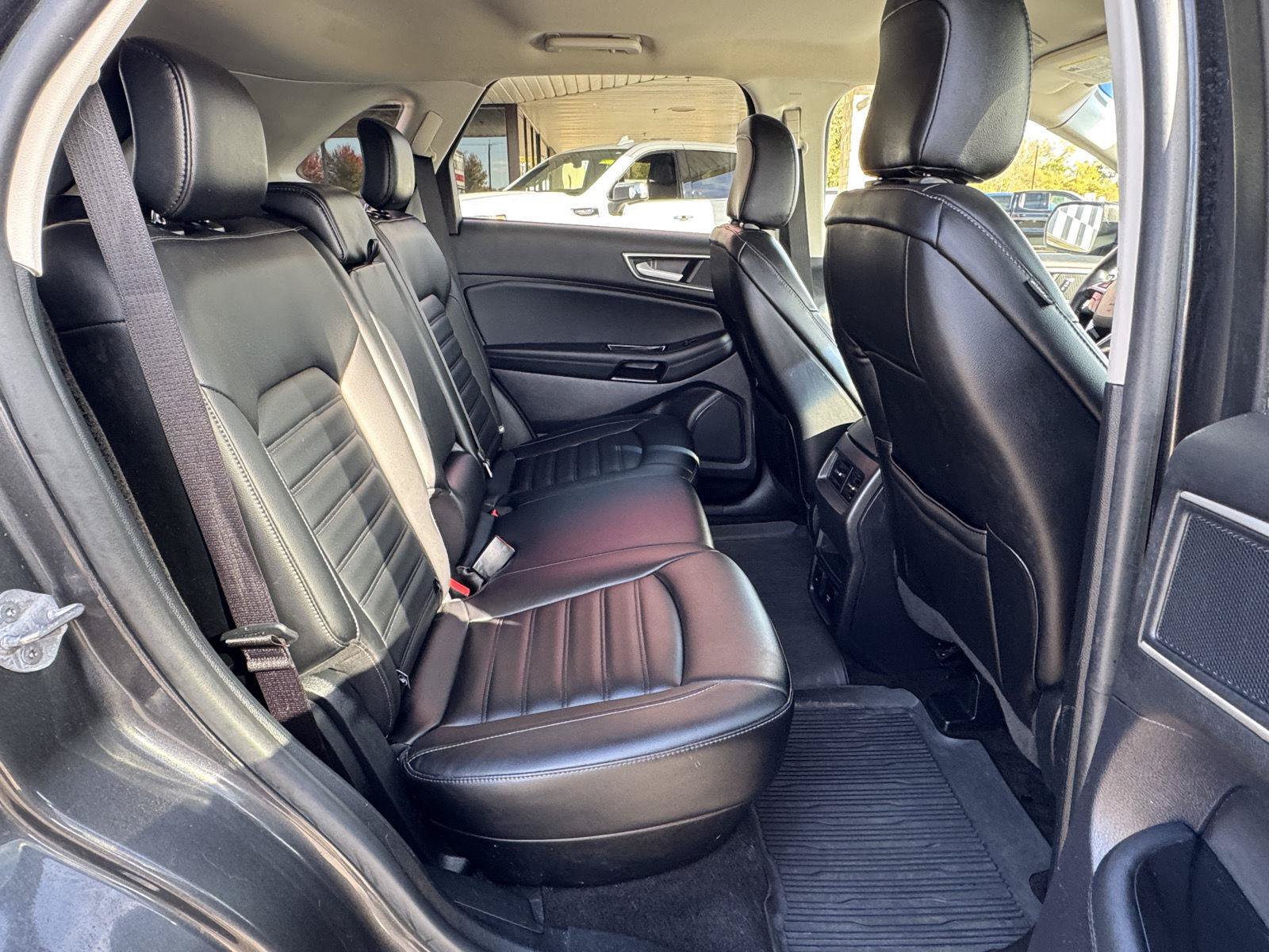 Used 2020 Ford Edge SEL w/ Convenience Package AWD/4WD image 27